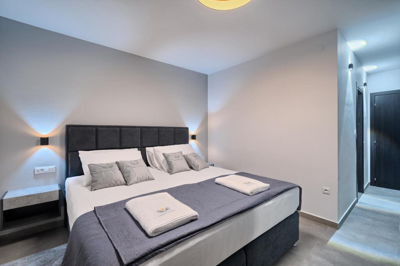 Liberty Living Apartments Split Exteriör bild