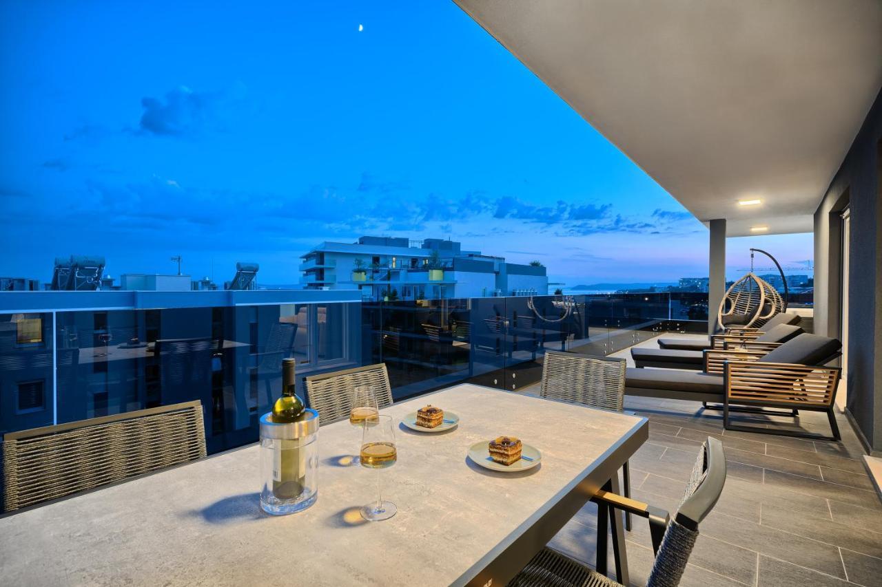 Liberty Living Apartments Split Exteriör bild